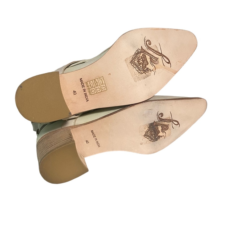 Free People Cream Ankle Boots - Picture 10 of 13